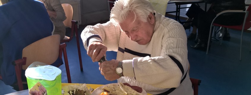 eten in het buurthuis buurtcentrum