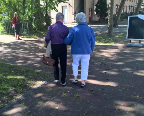 naar het buurthuis bewegen voor ouderen haarlem schalkwijk buurthuis samenmetdebuurt