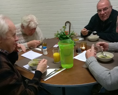 eten in het buurthuis buurtcentrum haarlem